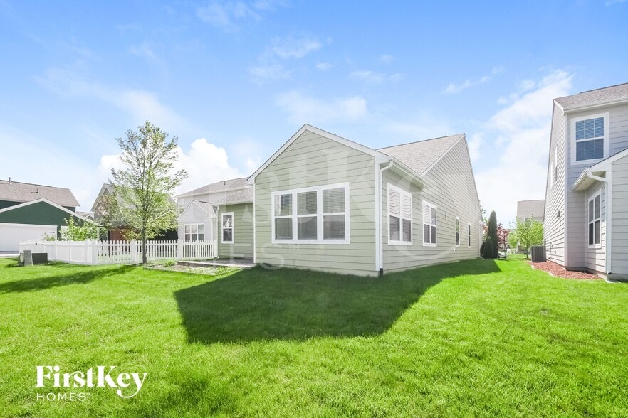 Building Photo - 5887 Aldridge Dr