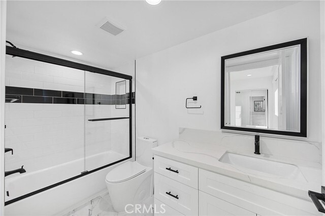 Building Photo - 14422 Tiara St