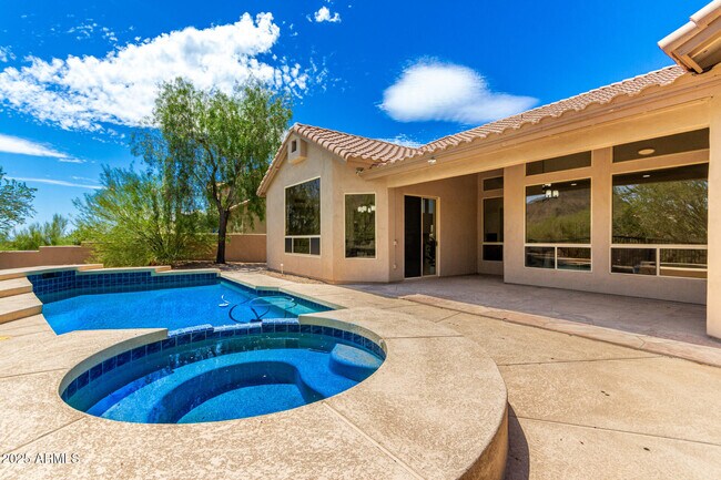 Building Photo - 13793 E Lupine Ave