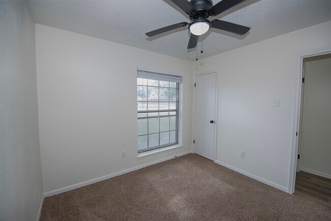 Building Photo - 309 E X St