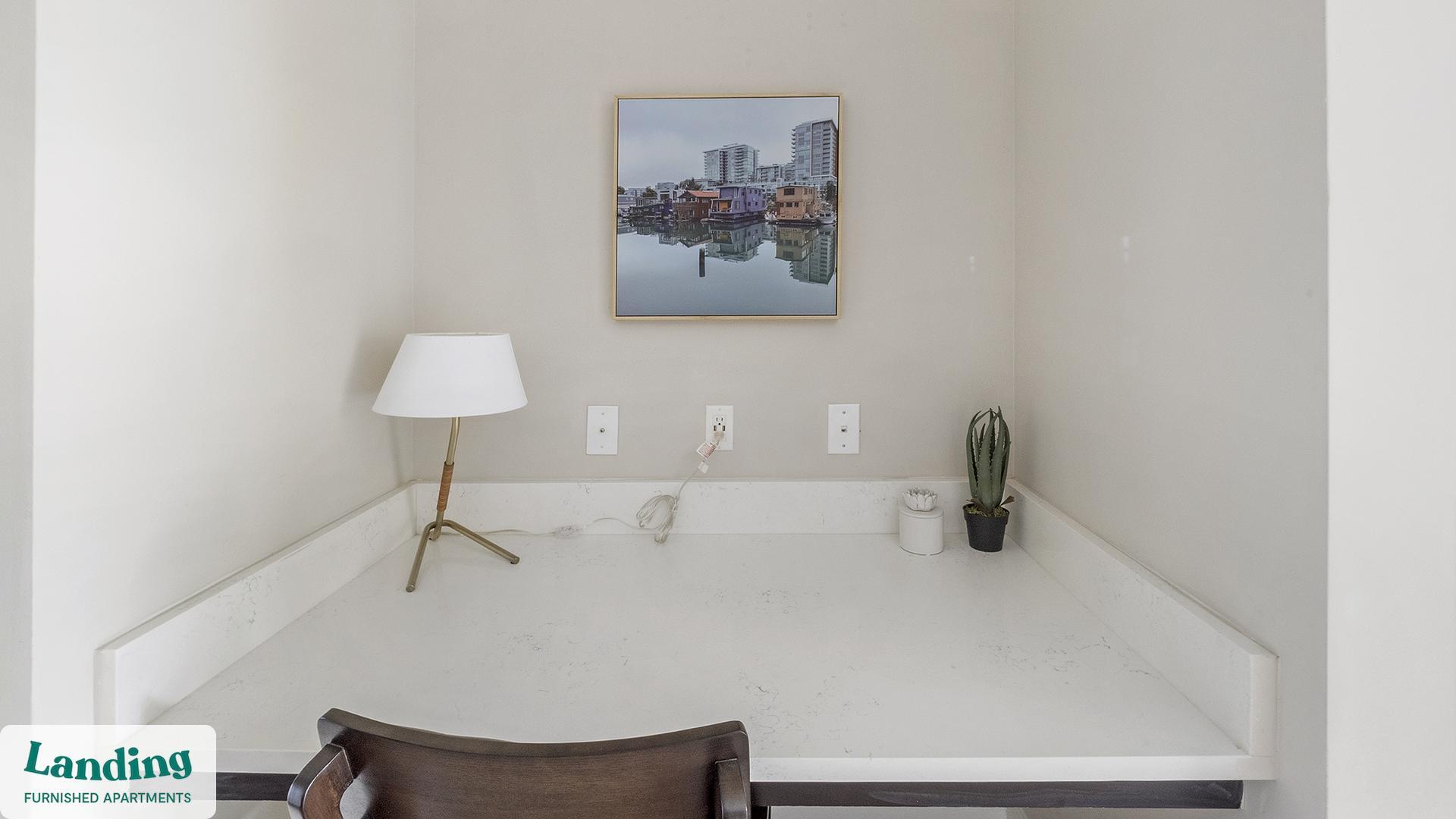 Building Photo - 195 N Creek Dr