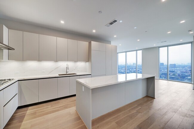 Building Photo - 1711 Allen Pkwy