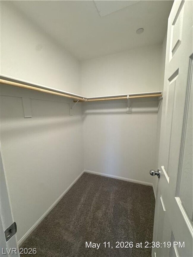 Building Photo - Brand-New Juniper Hills Townhome with 4 Bedrooms, Loft & Dual Balconies