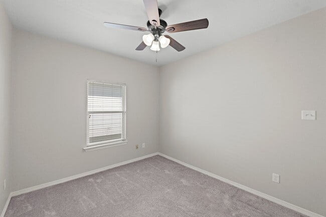 Building Photo - 21307 Snowblossom Ln
