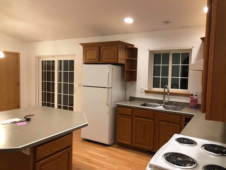 Kitchen - 53 W Tobiano Trl