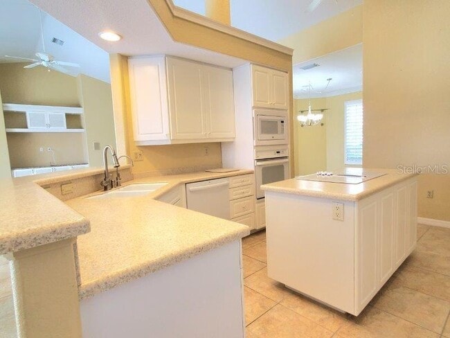 Building Photo - 3932 Madrid Ct