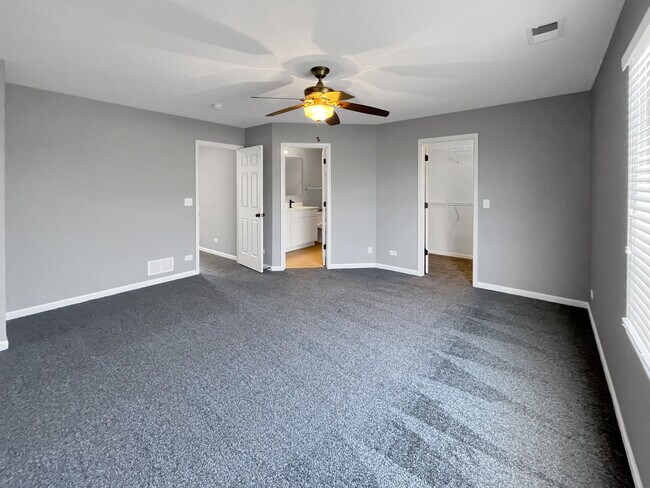 Building Photo - 3414 Cameron Dr