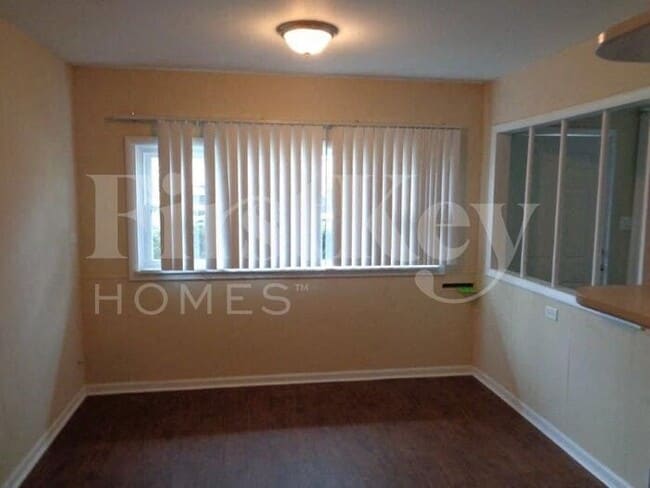 Building Photo - 14708 Shepard Dr