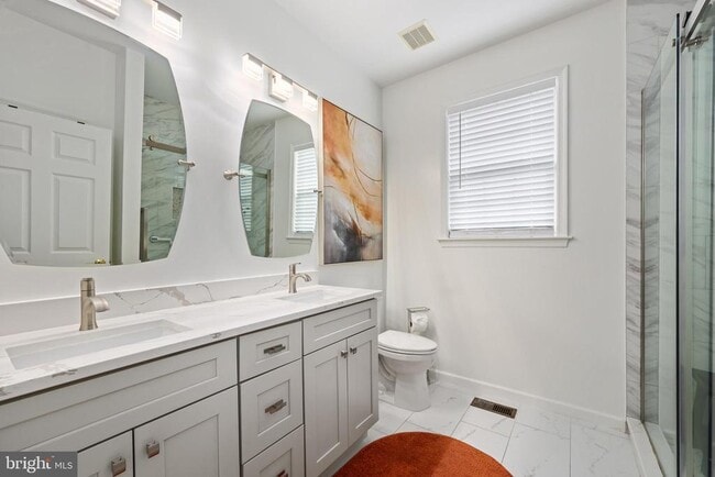 Building Photo - 11917 Legacy Woods Dr