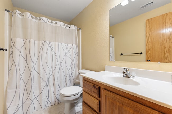 Building Photo - 4808 Patricia St