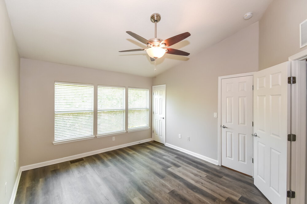 Building Photo - 8108 Summer Palm Ct