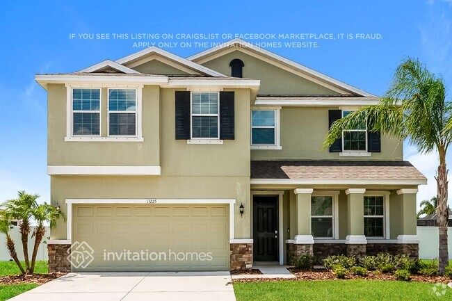 Building Photo - 15225 Las Olas Pl