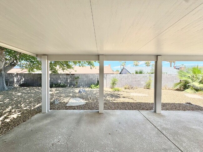 Building Photo - $500 Off! Fully Remodeled Home Near The St...