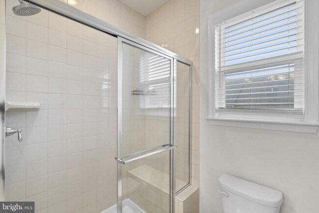 Building Photo - 17357 Redshank Rd