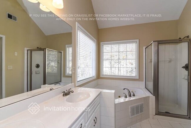 Building Photo - 1269 Hadaway Ct NE