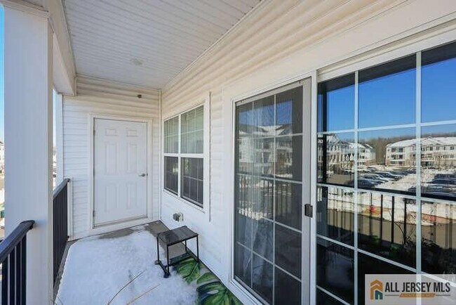 Building Photo - 421 Tavern Rd