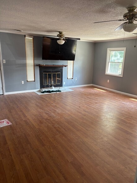 Building Photo - 7119 Nancy Ave