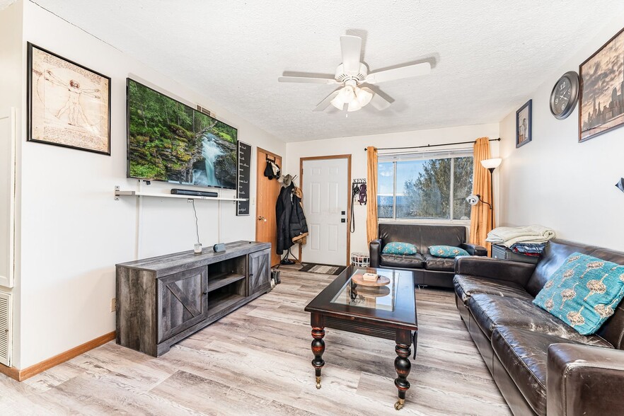 Interior Photo - Alpine Apartments