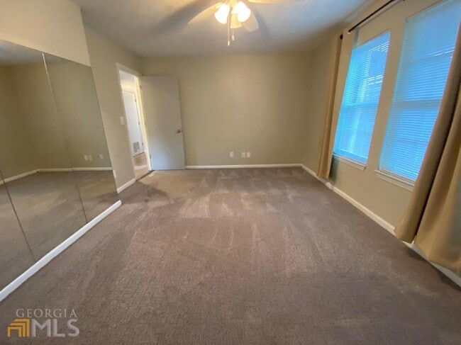 Building Photo - 279 Quail Run