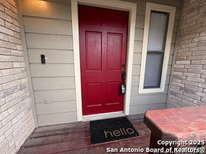 Building Photo - 13911 Hohmann Ct