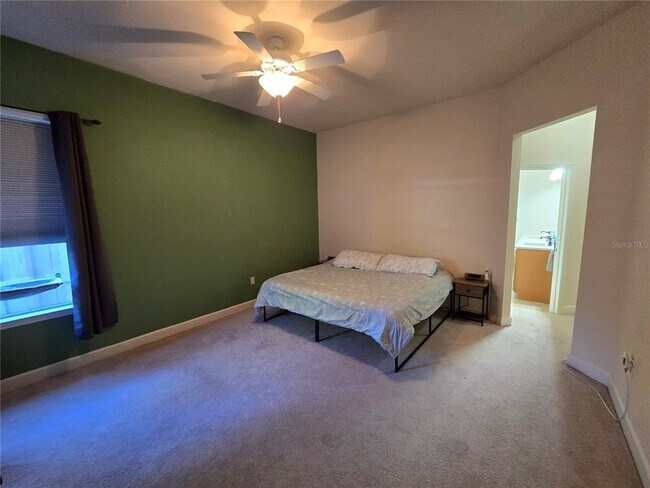 Building Photo - 8613 SW 76th Pl