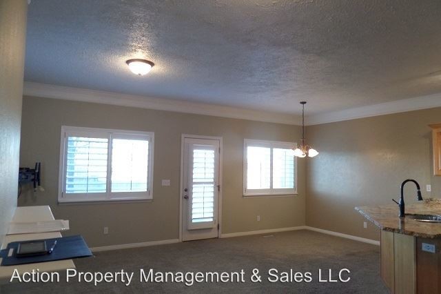 Building Photo - 1598 Wyngate Park Dr