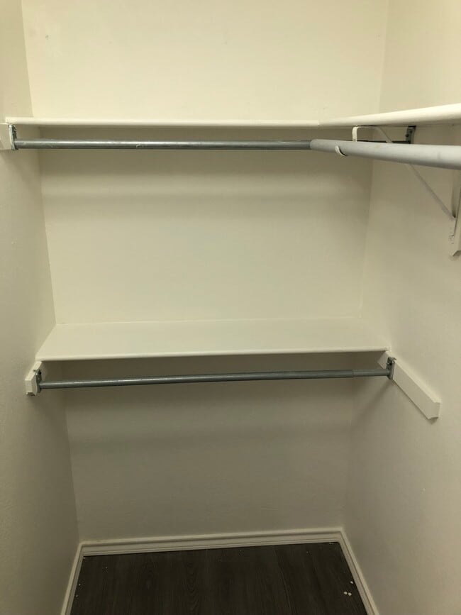 Building Photo - 10629 Holly Grove Dr