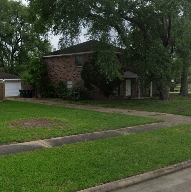 Building Photo - 6818 Thornwild Rd