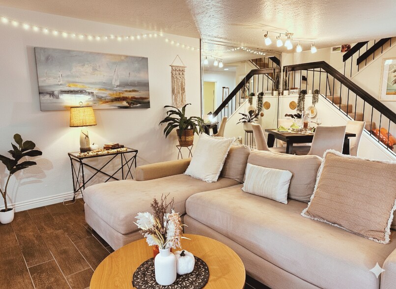 Building Photo - 4010 Layang Layang Cir