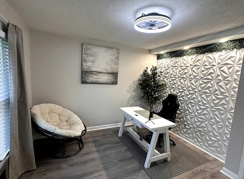 Building Photo - 5015 Ashmeade Rd