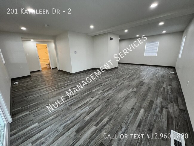 Building Photo - 201 Kathleen Dr