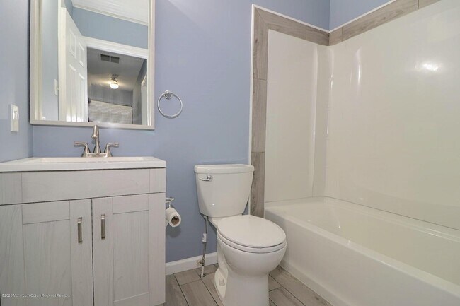 Building Photo - 207 E Winged Foot Ct