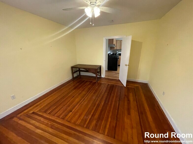 Building Photo - 13 Edmunds St