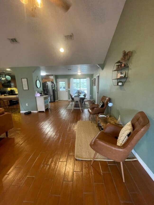 Building Photo - 3075 MS-614