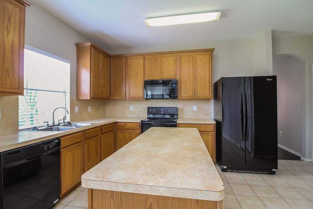 Building Photo - 808 Forest Grove Ln