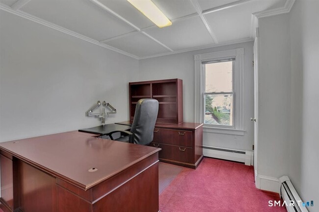 Building Photo - 36 School St