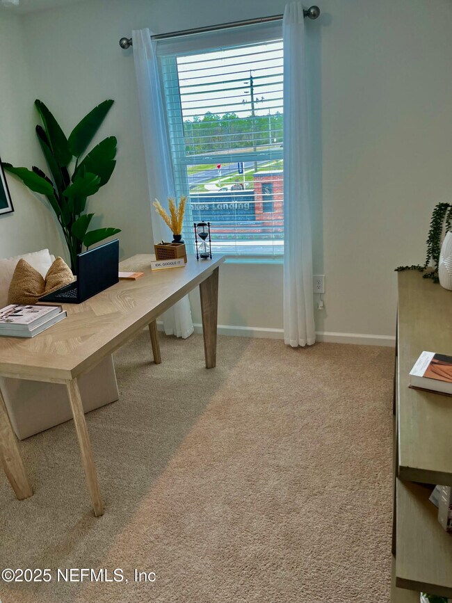 Building Photo - 73 Hidden Mdws Rd