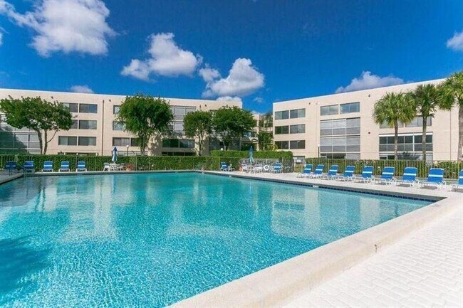 Building Photo - 3138 Via Poinciana