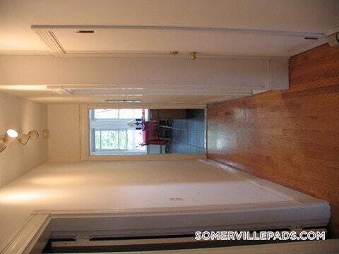 Building Photo - 378 Washington St