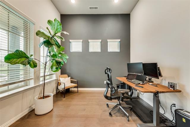 Building Photo - 3618 River Trail