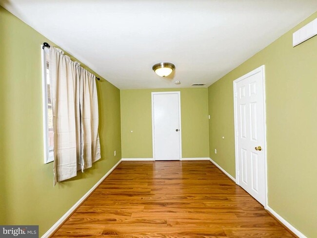 Building Photo - 11803 Drummond Ct