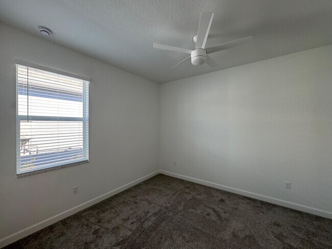 Building Photo - 9555 SW Indra Wy