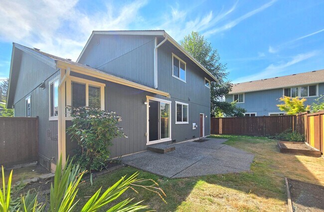 Building Photo - 12013 1st Pl SE