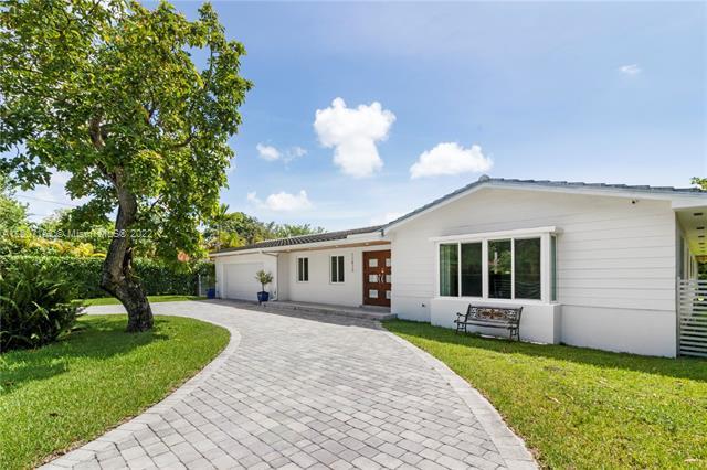 Building Photo - 12825 SW 77th Ave