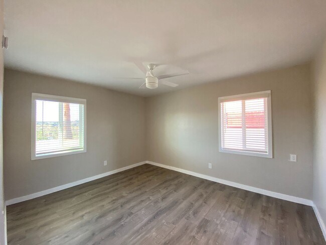 Building Photo - 5266-5268 Tipton St