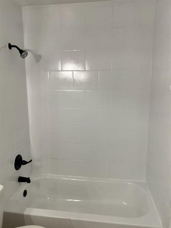 Building Photo - 5745 SW 10th Pl