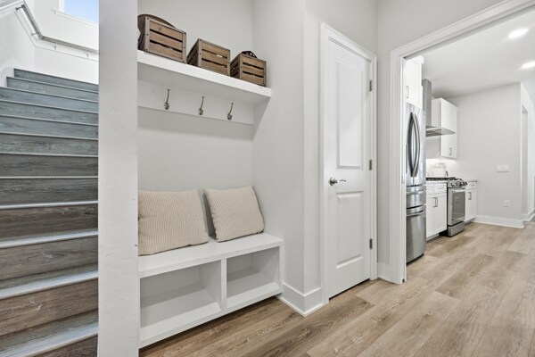 Building Photo - 534 SW 145th Dr