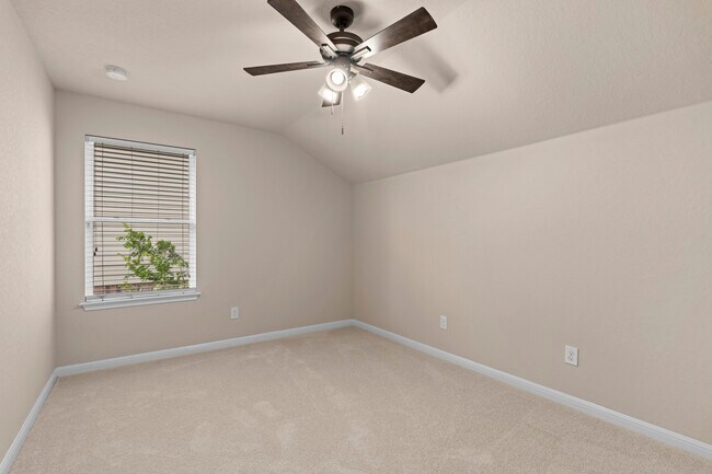 Building Photo - 25047 McBride Dr