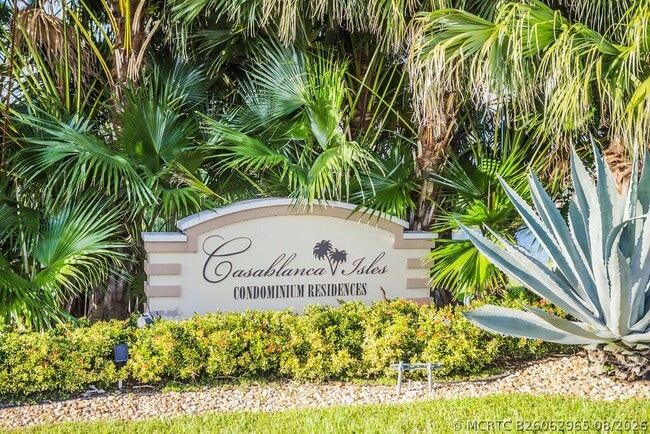 Building Photo - 815 Boynton Beach Blvd