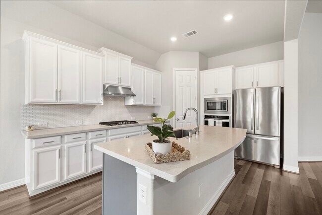 Building Photo - 27130 Spanish Wind Ct